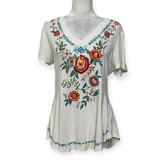Caite XL White Embroidered Boho Floral Tee Top V-Neck Short Sleeve - Picture 1 of 8